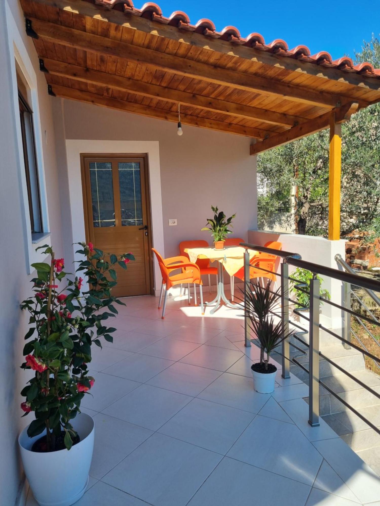 Apartment Besnik Brahimi Ksamil Exterior photo